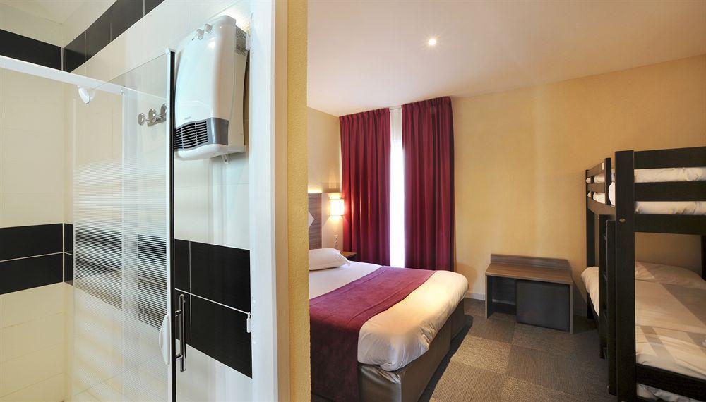 Hotel The Originals City, Des Arenes, 3*